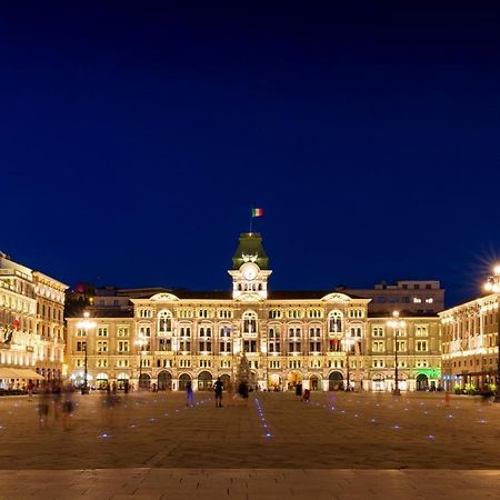 Apartamento Residenza D'Annunzio Trieste Exterior foto